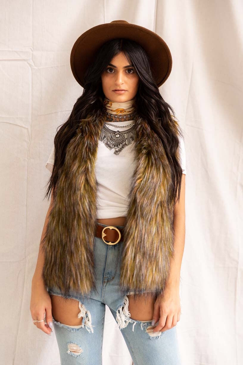 Riding Hood | Faux Fur Vest - PepperLilly